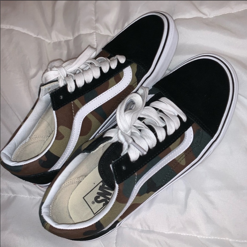 Camo vans -new